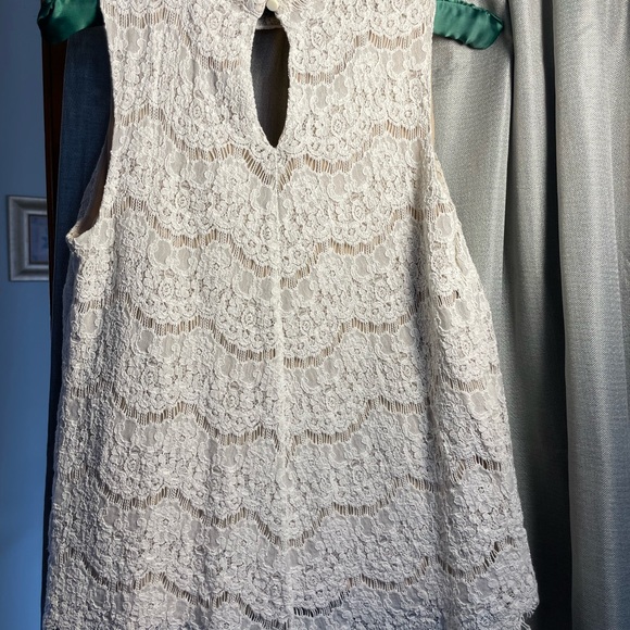 Lacey Tank Top - Picture 3 of 4